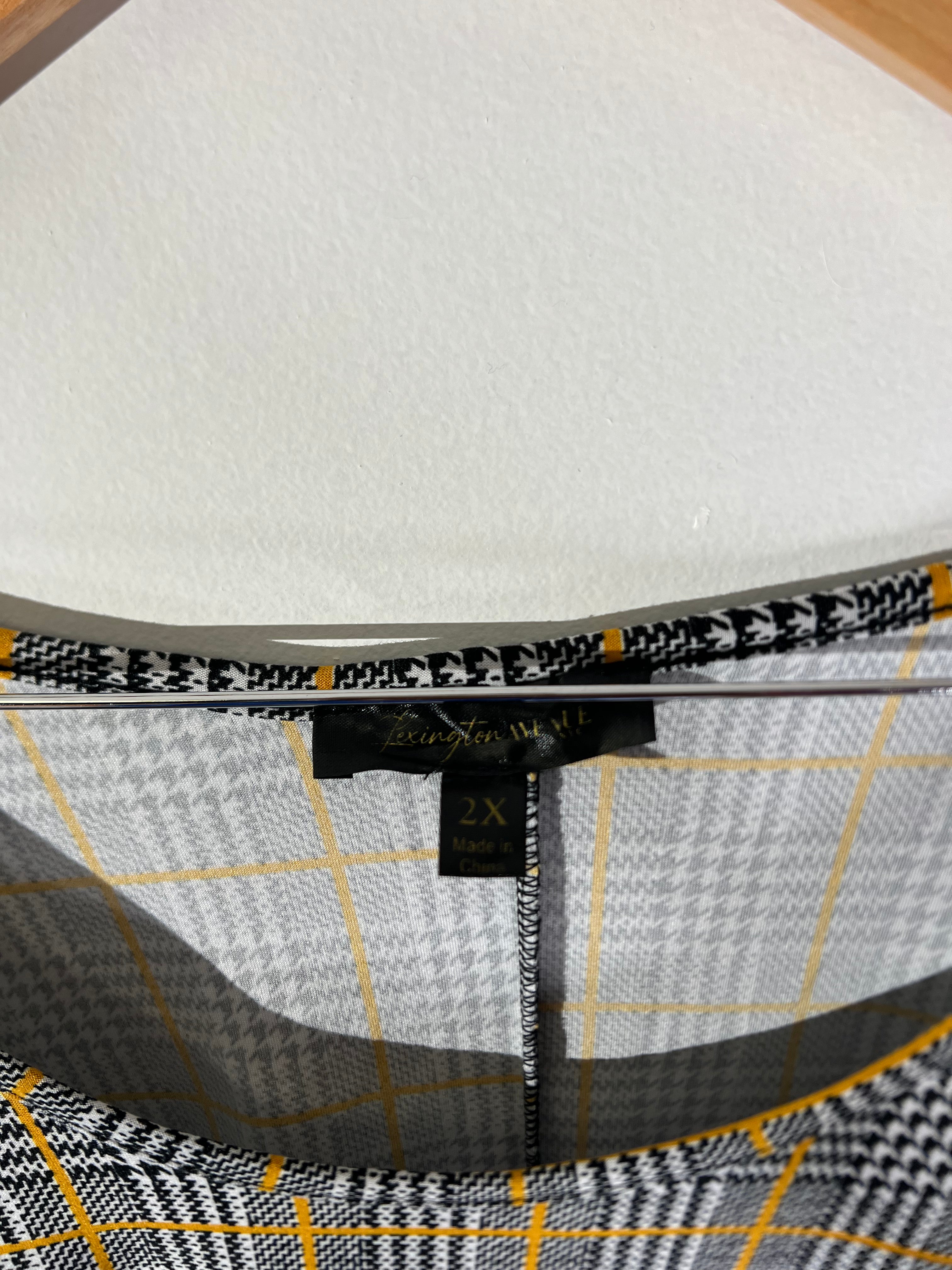 Lexington Avenue Black & Yellow Plaid Houndstooth Tunic Top - Size 2X