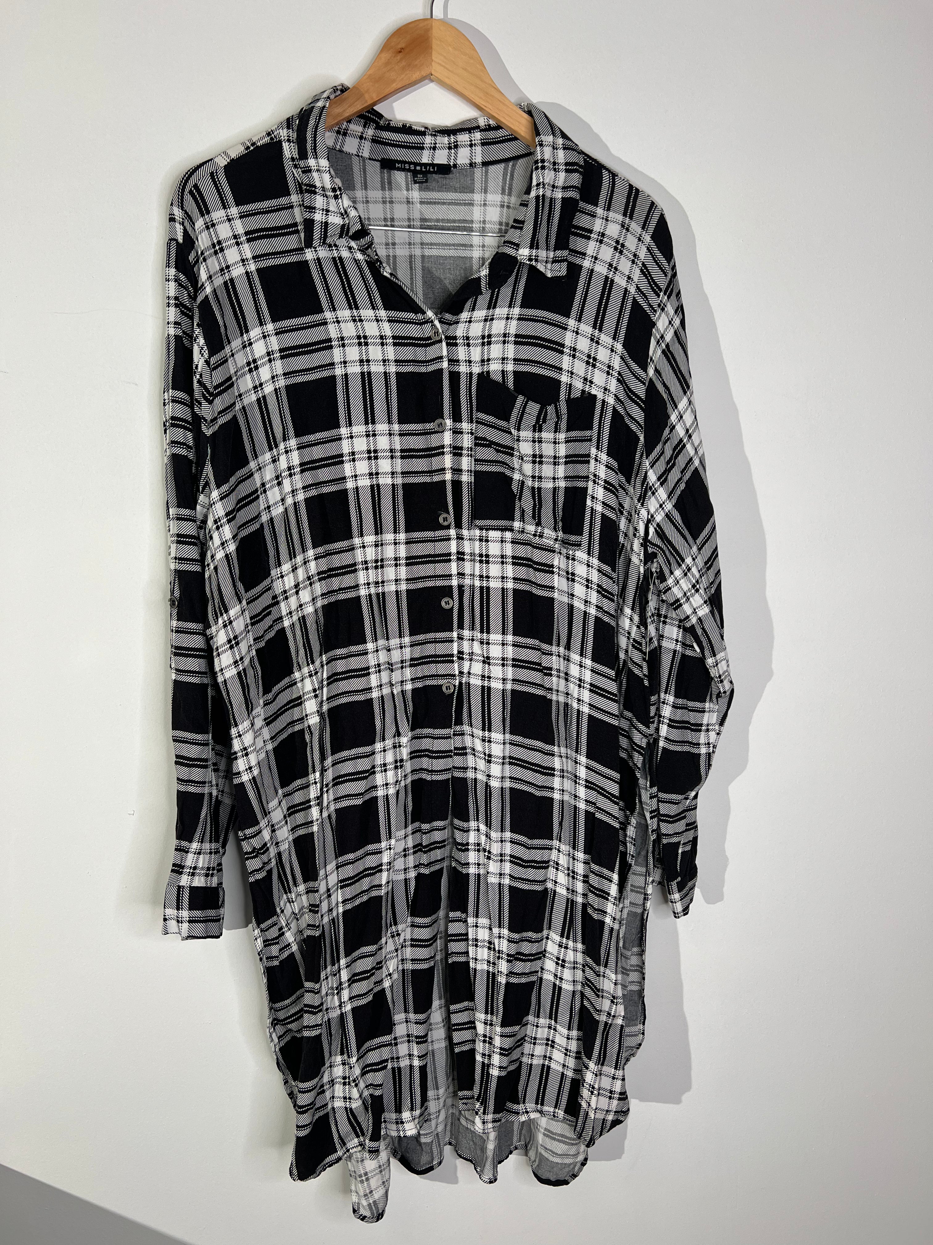 MISS LILI Black & White Plaid Flannel Button-Down Shirt Dress - Size 3XL