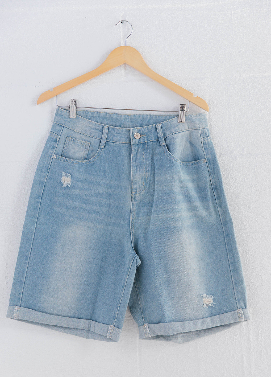 Distressed Buttoned Denim Shorts with Pockets