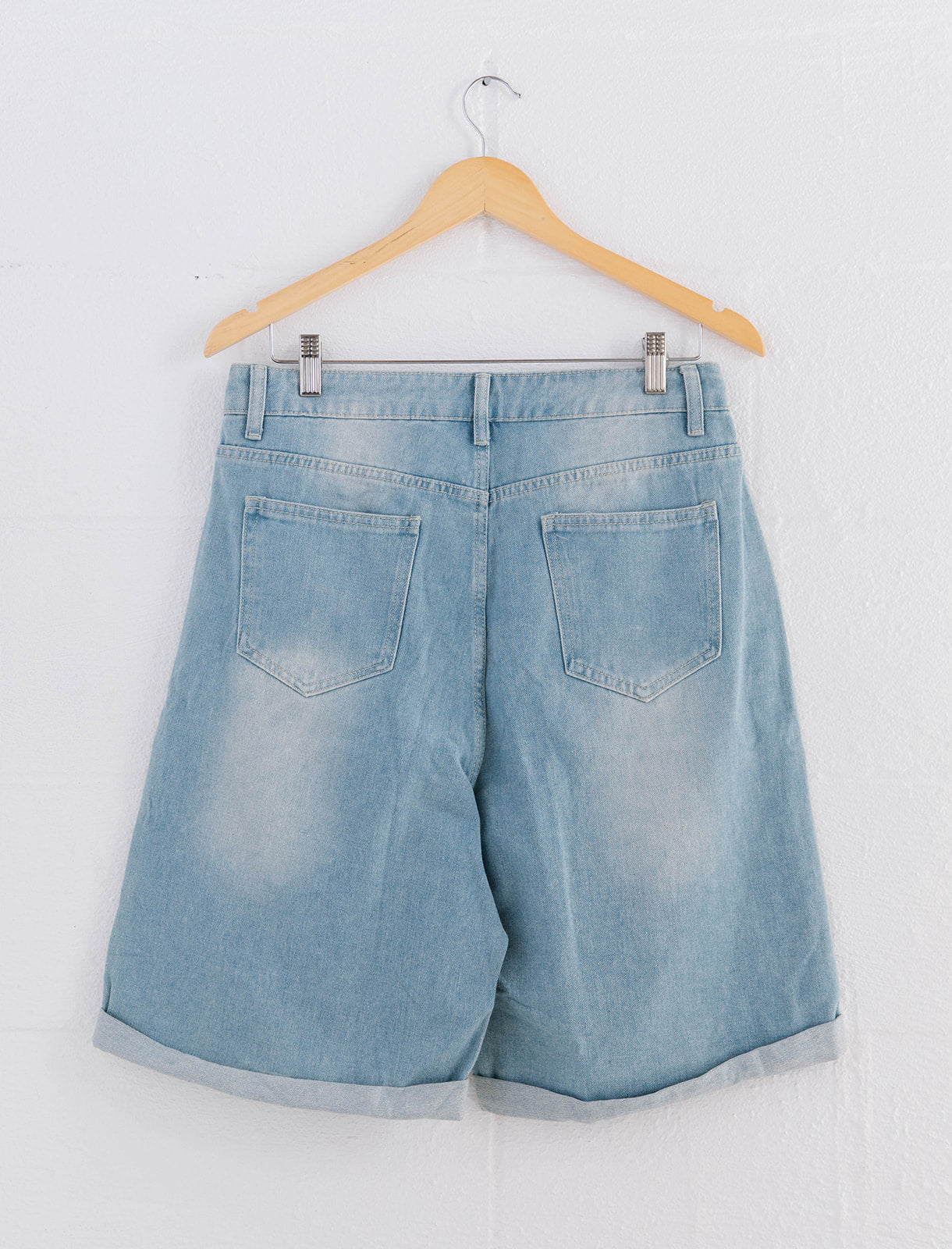 Distressed Buttoned Denim Shorts with Pockets