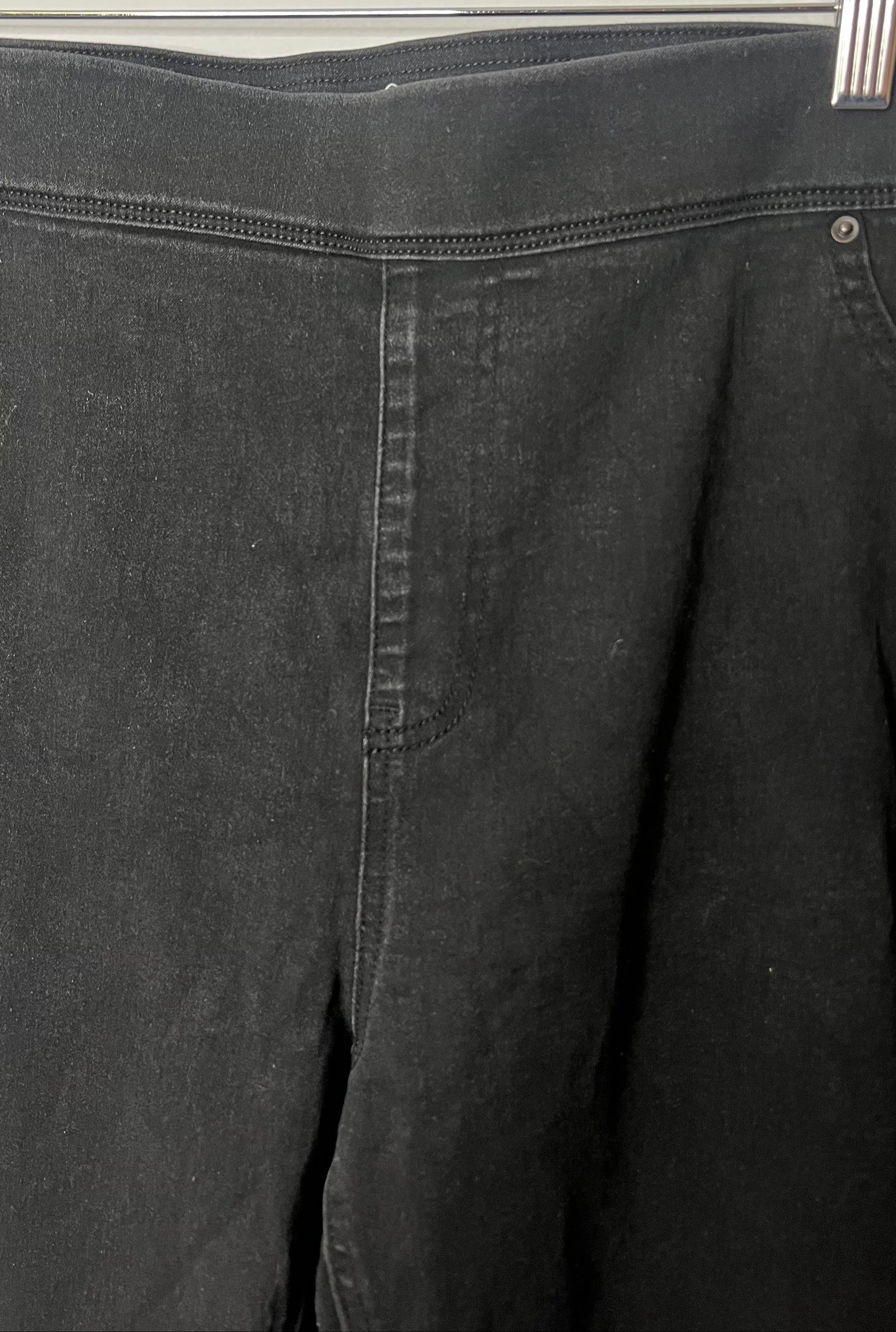 Terra & Sky Women's Black Pull-On Ankle Jeans/Pants - Size 2X (20W-22W)