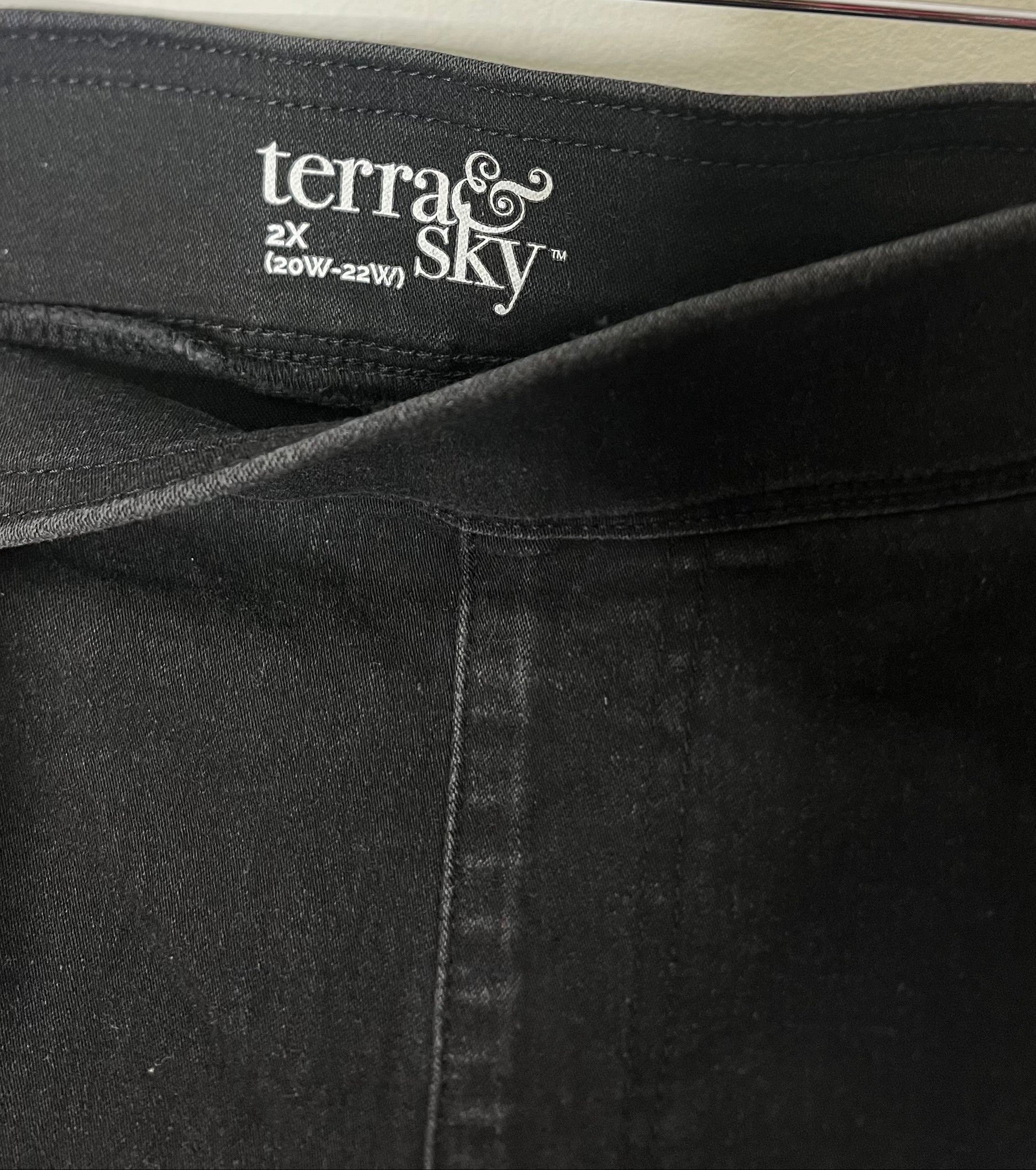 Terra & Sky Women's Black Pull-On Ankle Jeans/Pants - Size 2X (20W-22W)