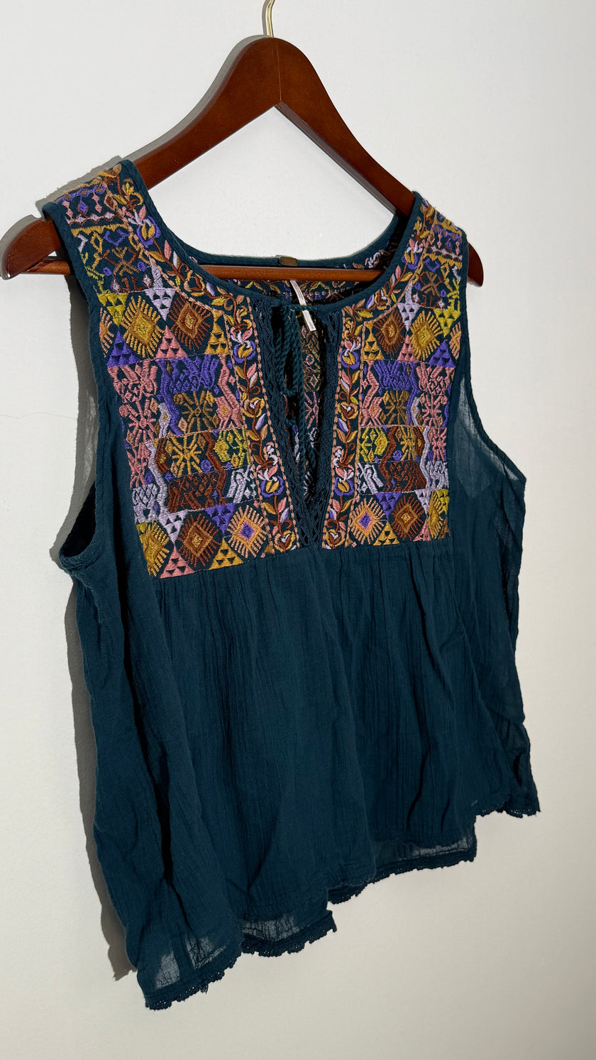 Free People Teal Embroidered Boho Sleeveless Peasant Blouse Relaxed Fit Size Large