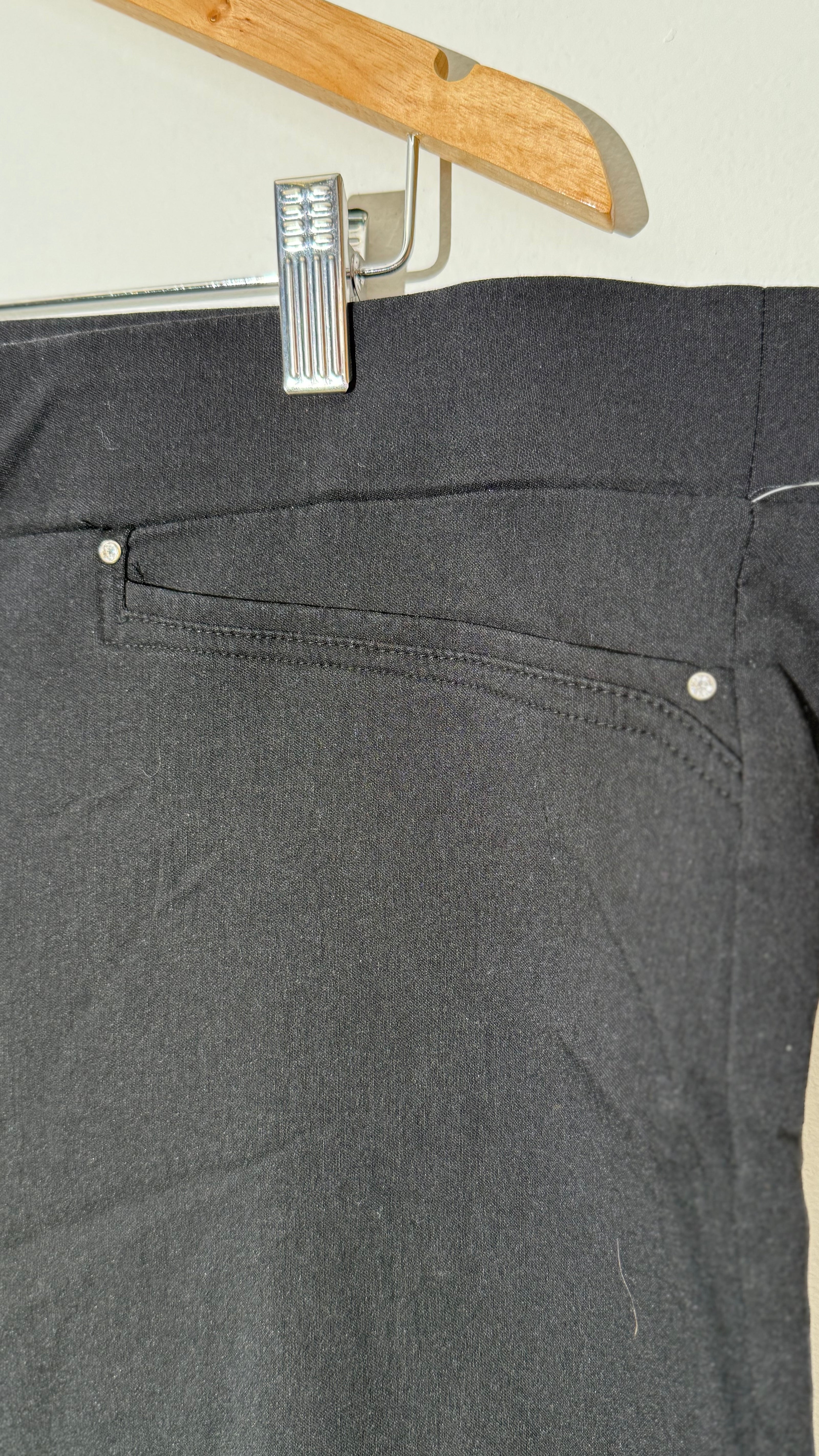 89th + Madison Black Pull-On Stretch Pants Straight Leg Size 3X