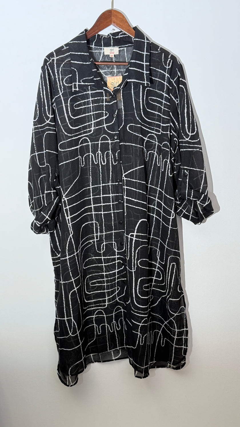Girl Soul Black and White Abstract Print Sheer Button Down Longline Tunic, Size 3X