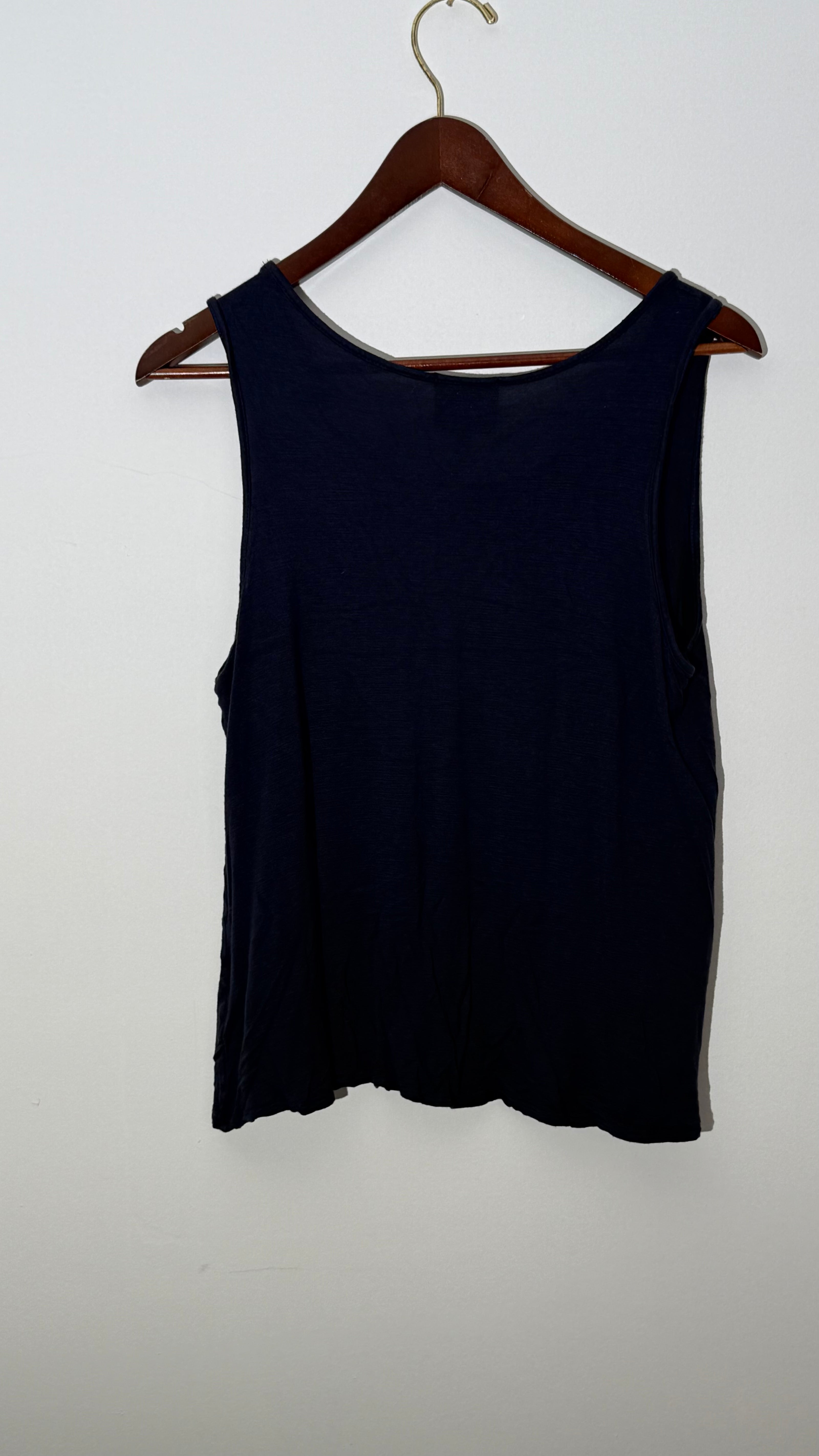 W5 Navy Floral Embroidered Scoop Neck Sleeveless Knit Tank Top, Size Medium