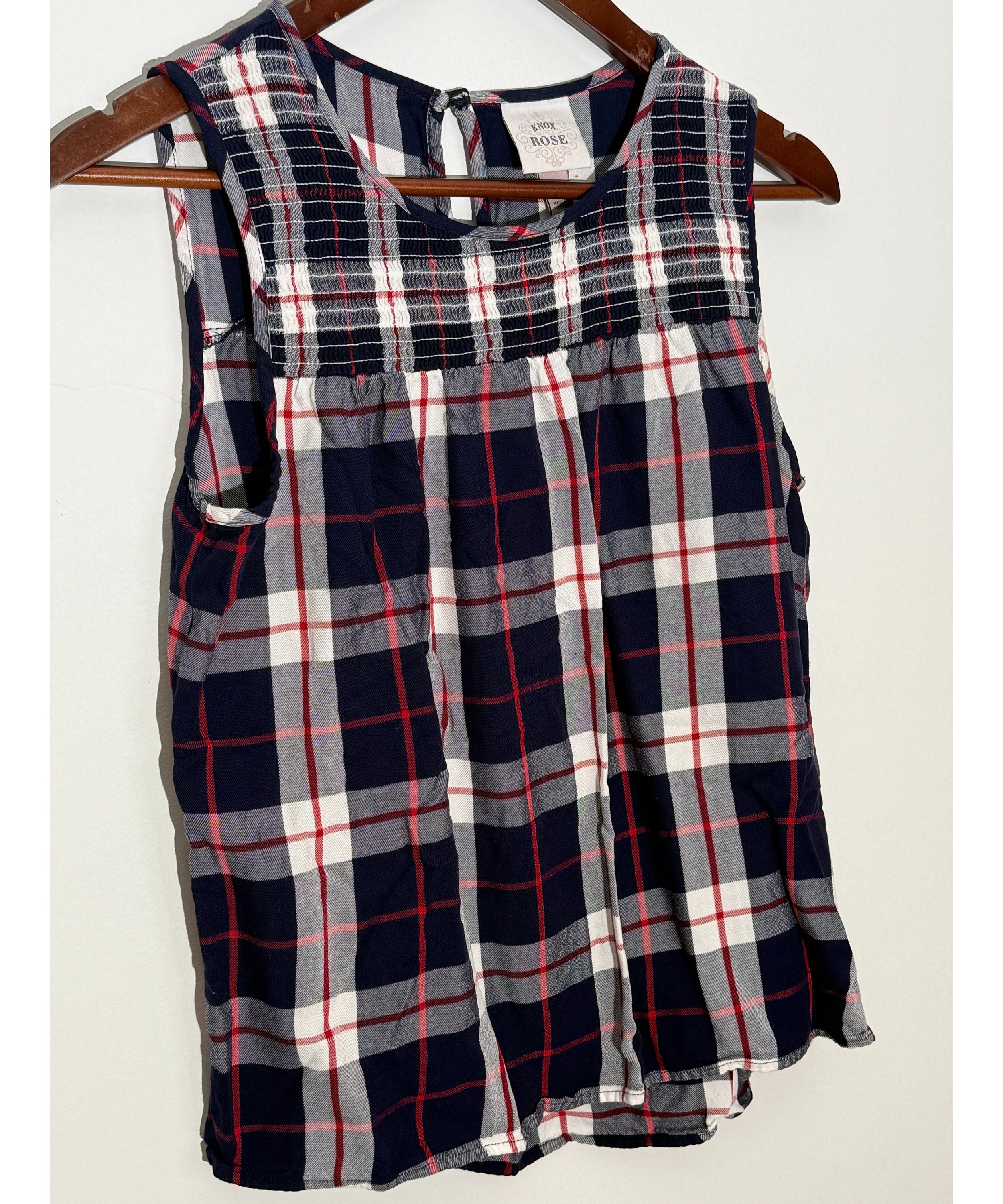 Knox Rose Navy Blue and Red Plaid Smocked Sleeveless Blouse Regular Fit Size Medium