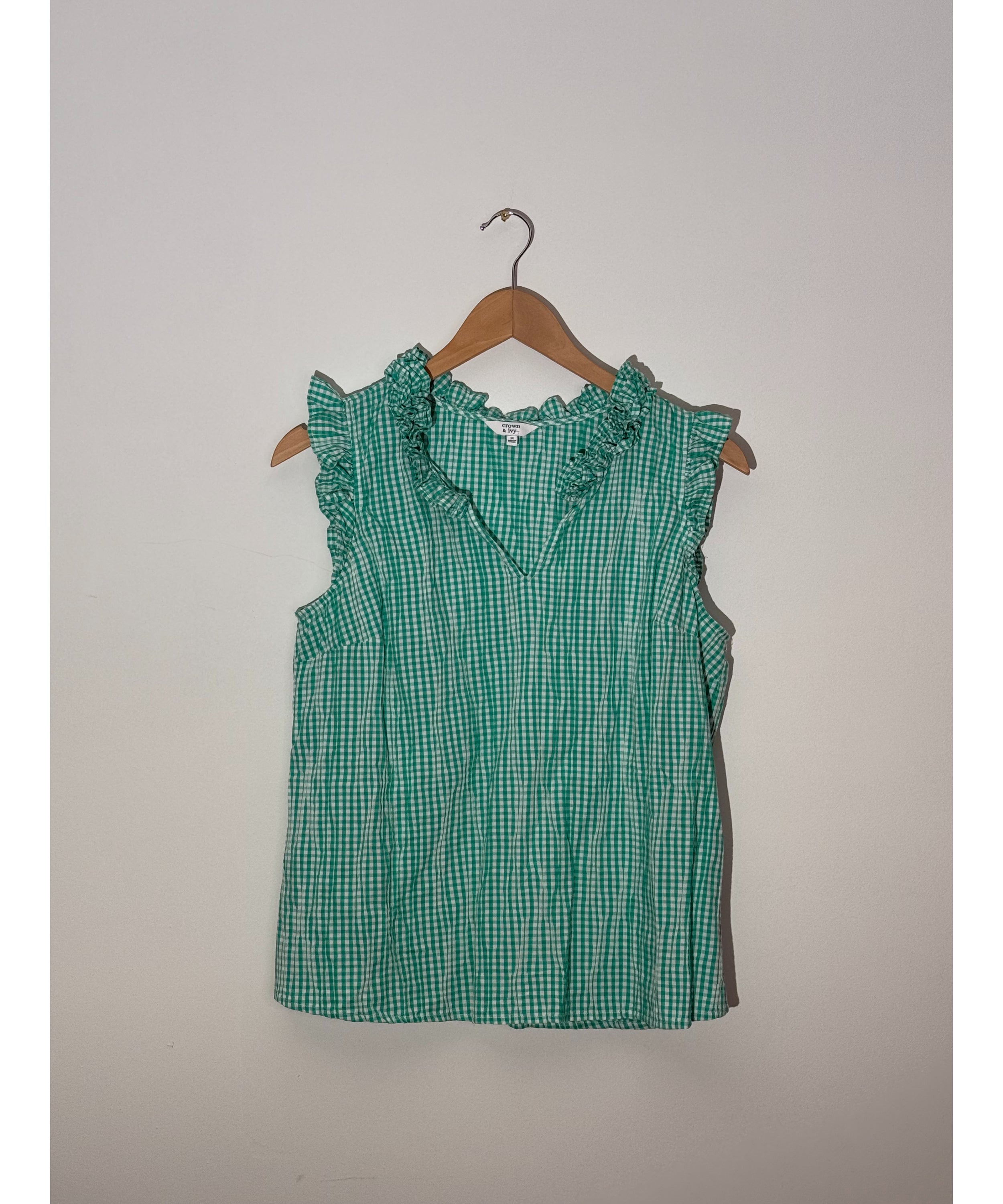 Crown & Ivy Green Gingham Ruffle V-Neck Sleeveless Top Regular Fit Size Medium