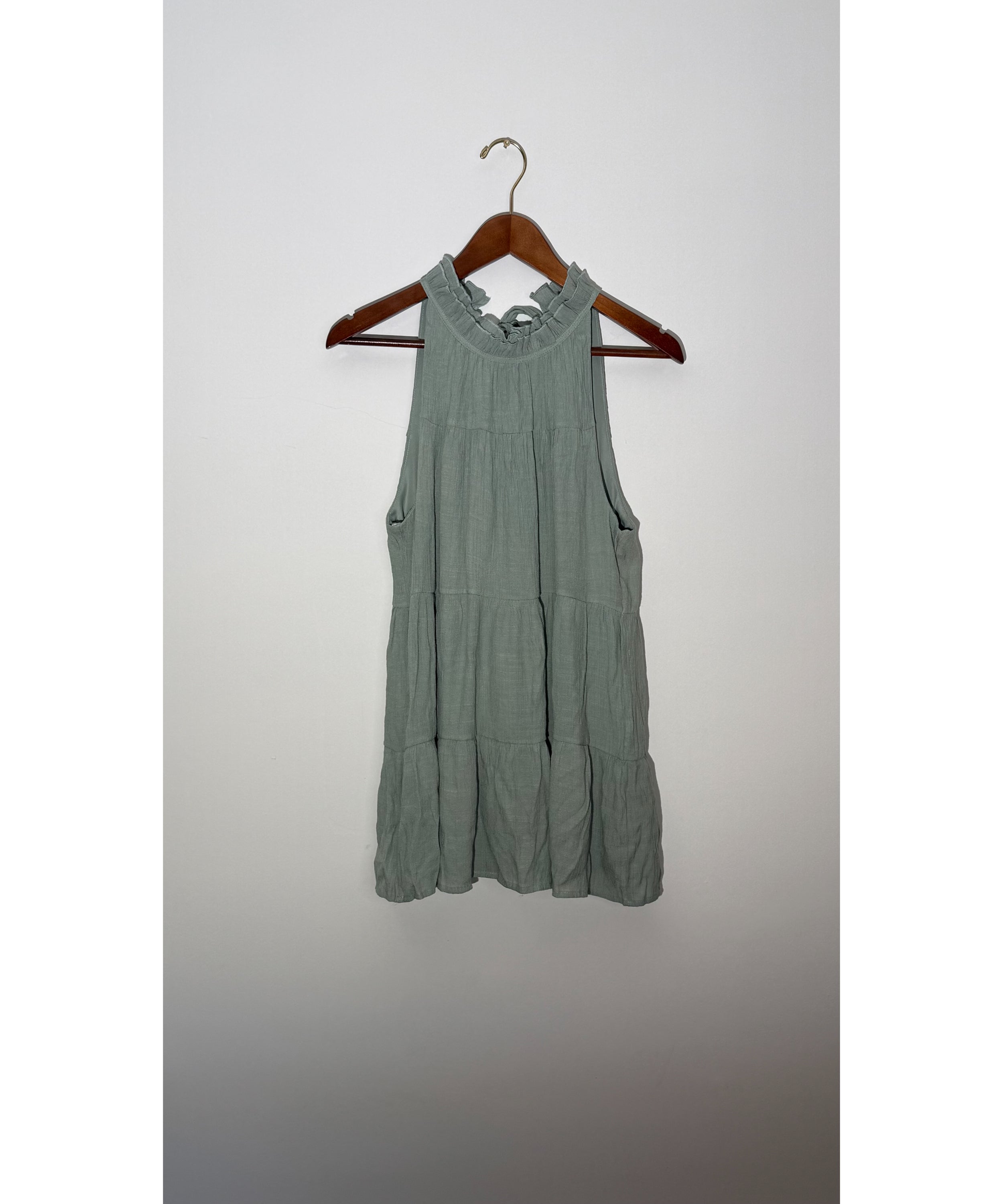 Indigo Soul Sage Green Tiered Ruffle Halter Neck Babydoll Tank Top Size Large