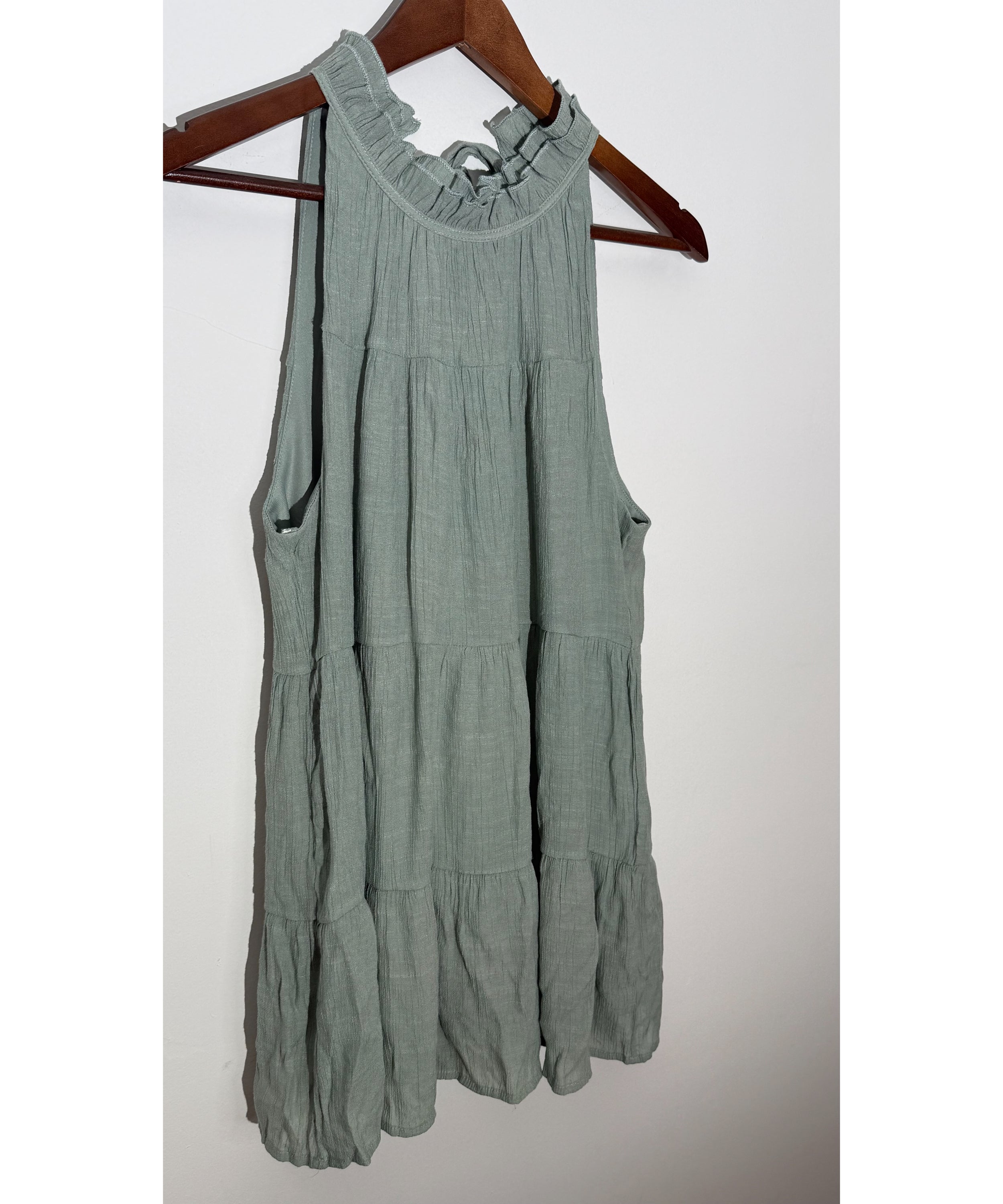 Indigo Soul Sage Green Tiered Ruffle Halter Neck Babydoll Tank Top Size Large