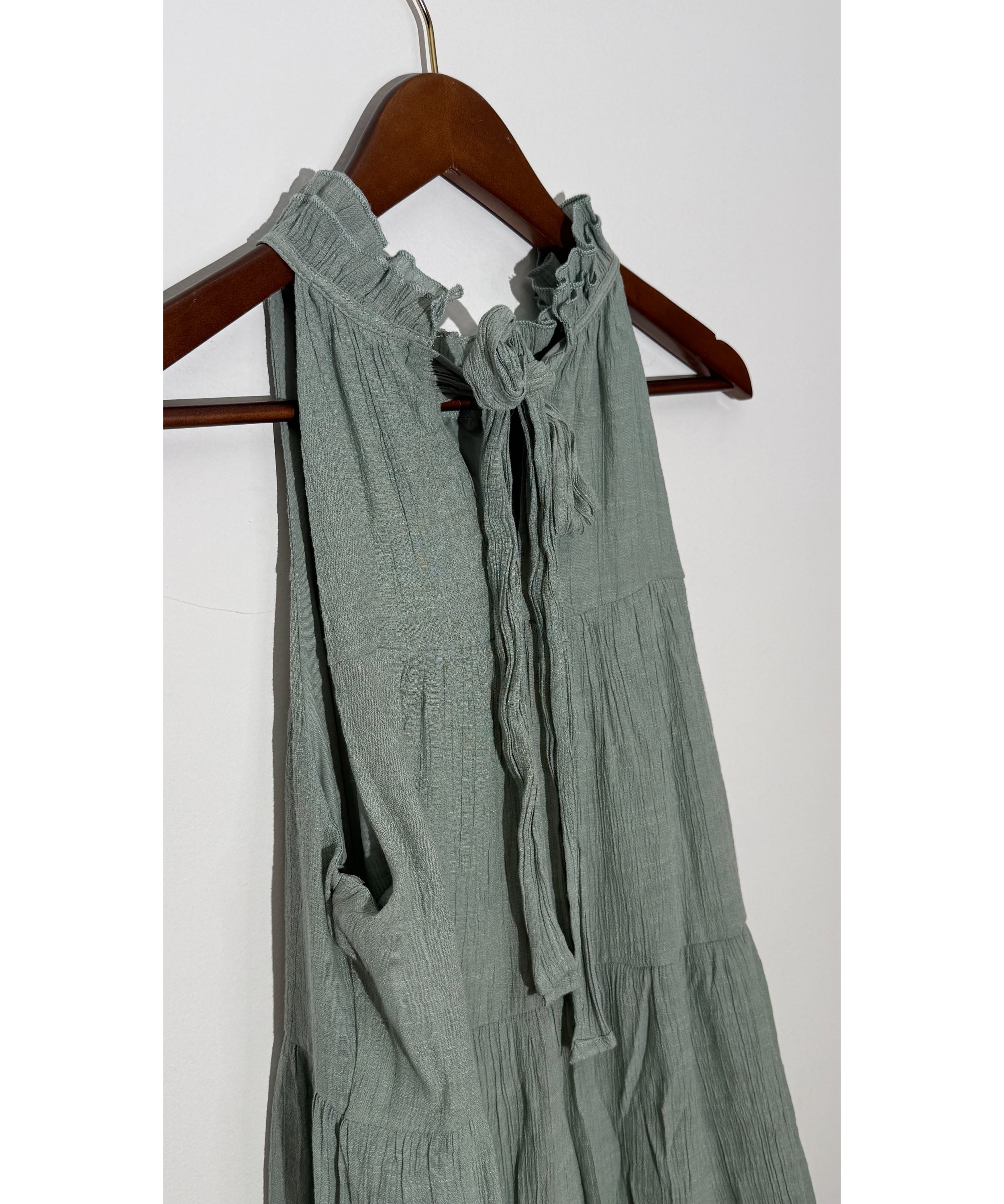 Indigo Soul Sage Green Tiered Ruffle Halter Neck Babydoll Tank Top Size Large