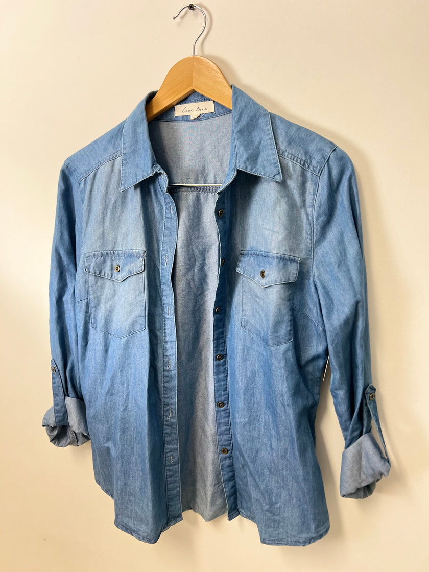 Love Tree Women's Button Down Denim Shirt  Medium