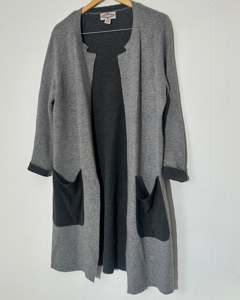 Oliver Gray Wool Open-Front Cardigan with black contrast Pockets Large