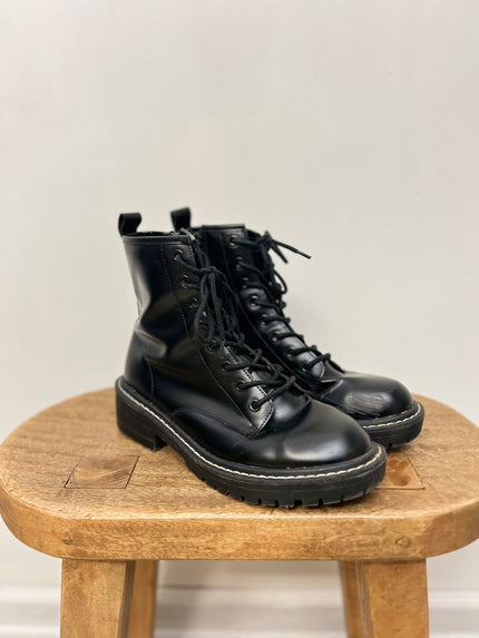 Women’s Black Lace-Up Combat Boots Size 8