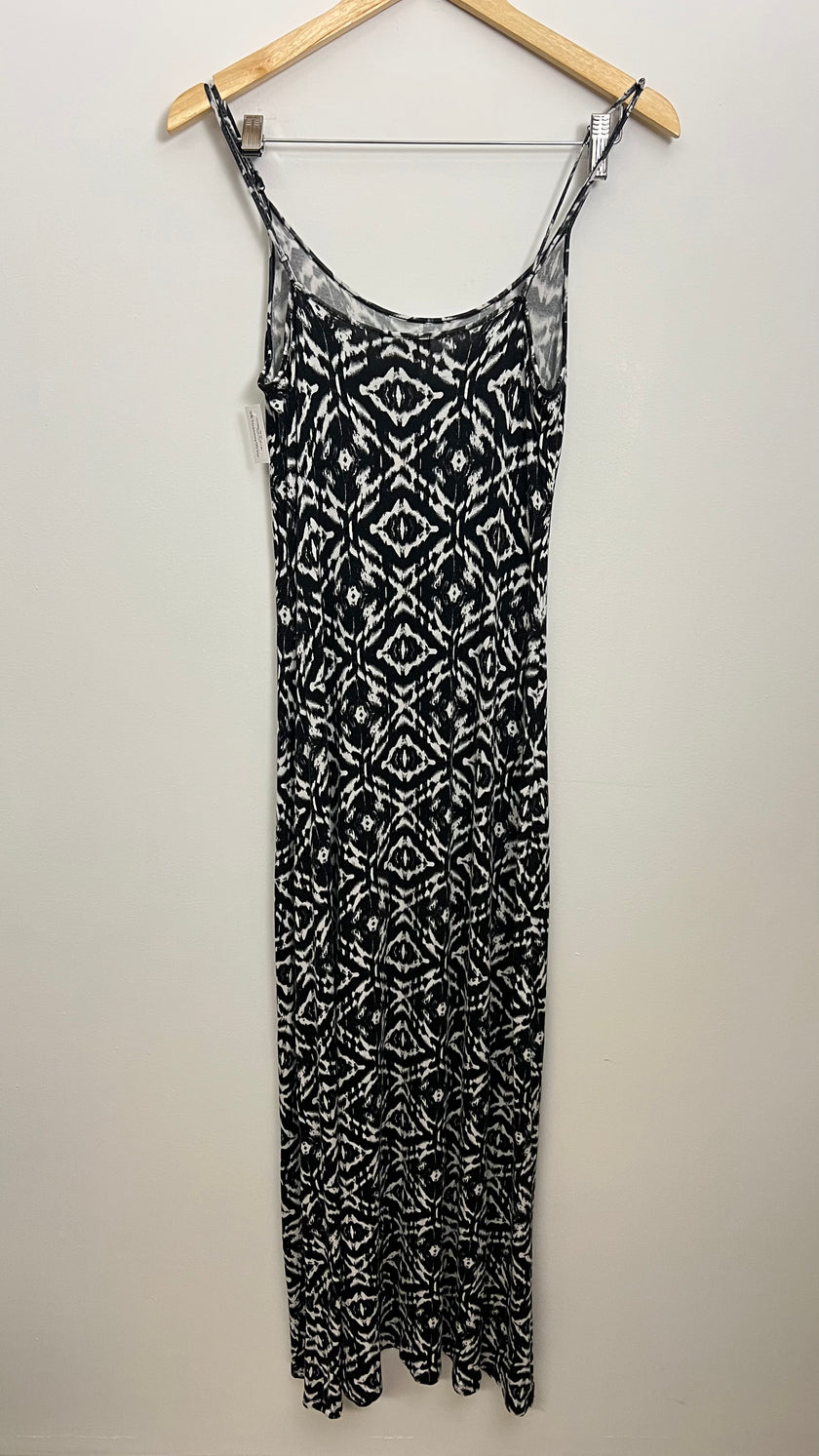 Wet Seal Black and White Maxi Dress Size Medium