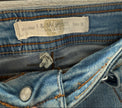 L&M Jeans Light Wash Mid-Rise Distressed Denim Shorts Size Medium