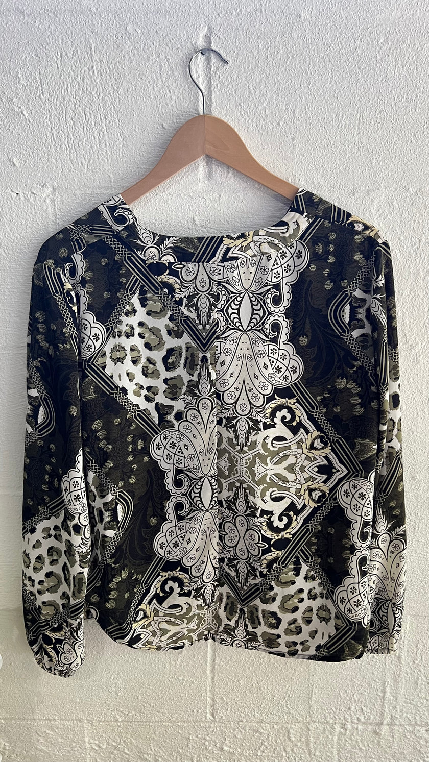 Soho by New York & Company Black Stretch Blouse Size Medium