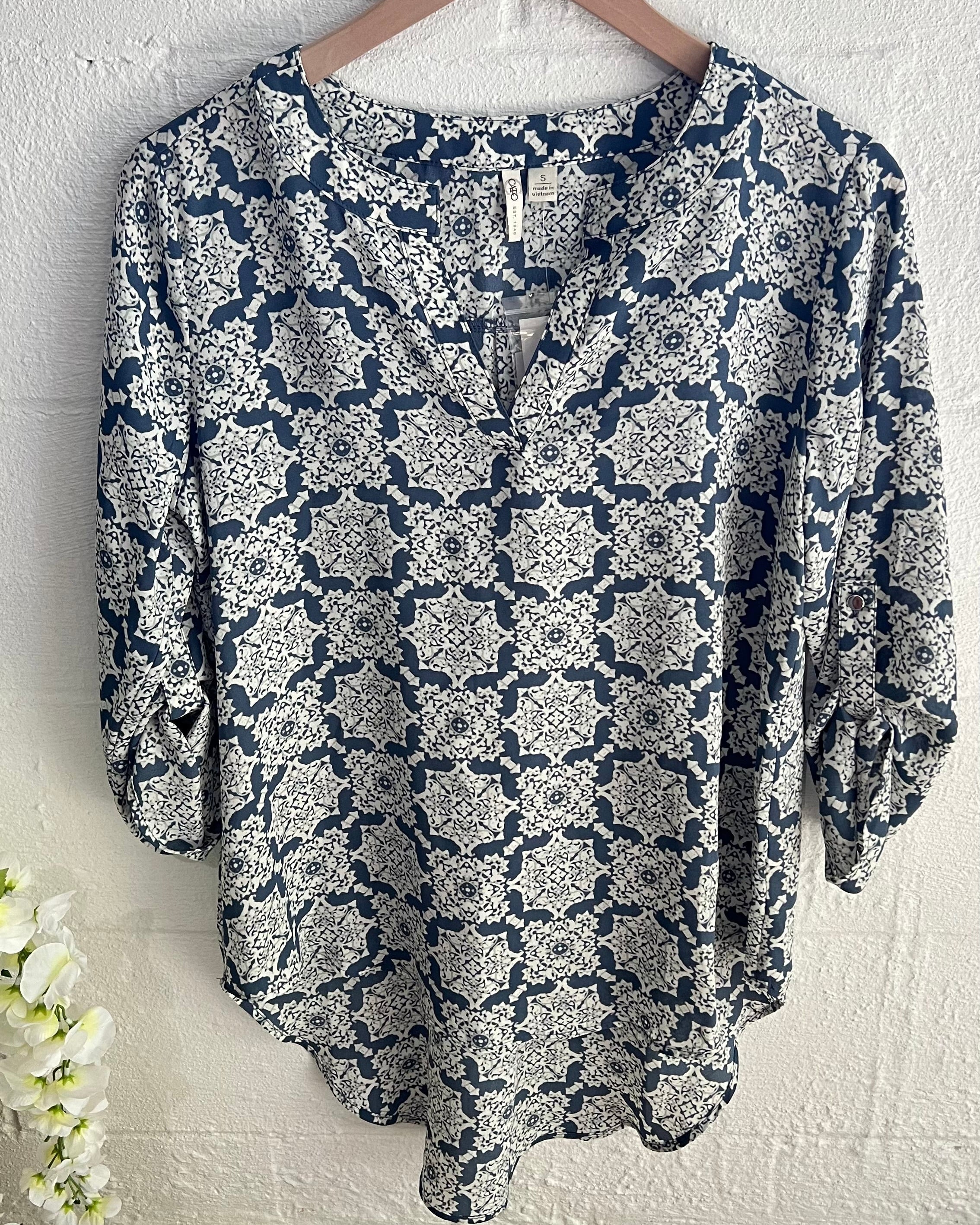 Cato Taupe Gray Knit Top Size Small