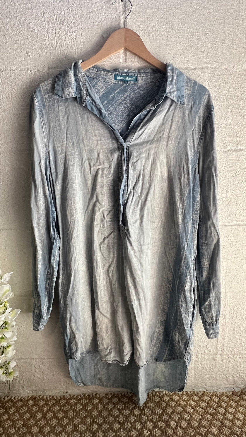 Blue Island Blue Long Sleeve Top Size Medium