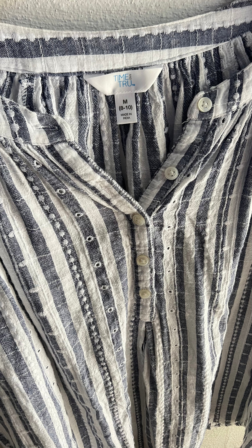 TimeTru Gray Long Sleeve Top Size Medium