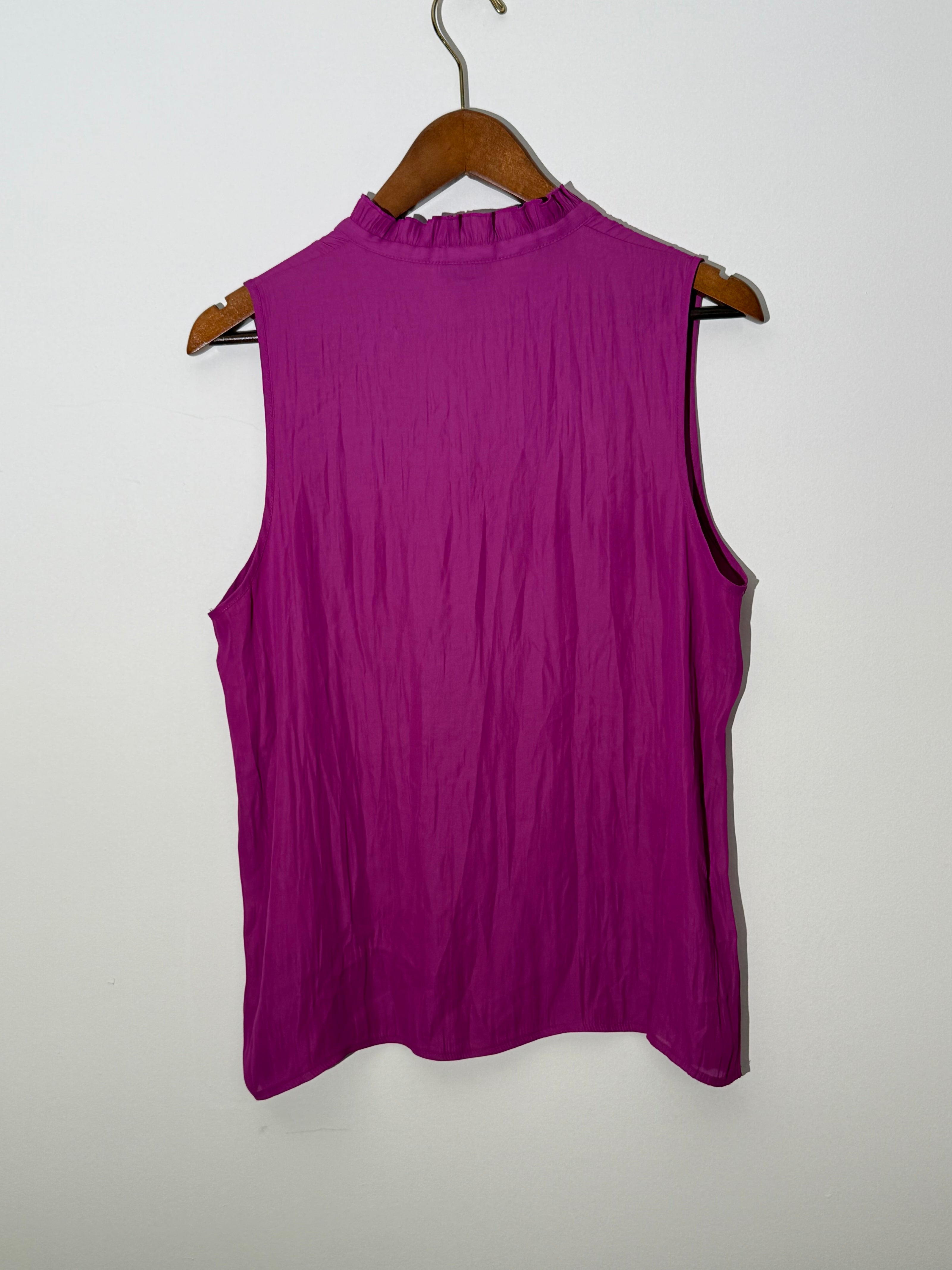 Mossimo Magenta Textured Ruffle Mock Neck Tie Front Sleeveless Blouse, Size Large