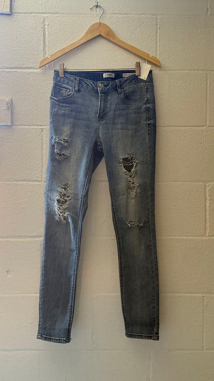 Kensie Jeans Medium Wash Mid Rise Knockout Skinny Jeans Size 4/27