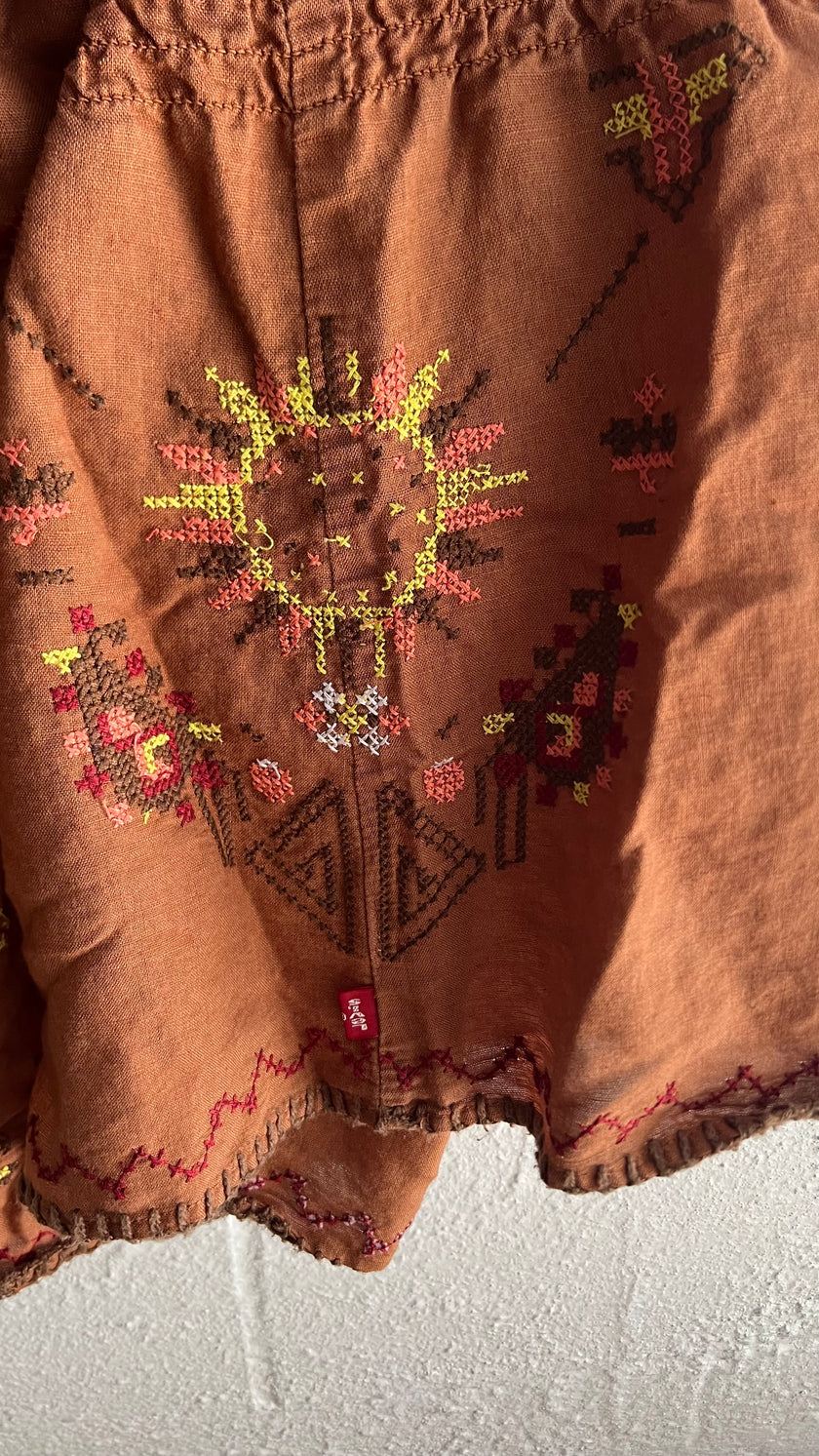 Levis Linen Babydoll Tank Top with Hand Crafted Embroidery Size XL