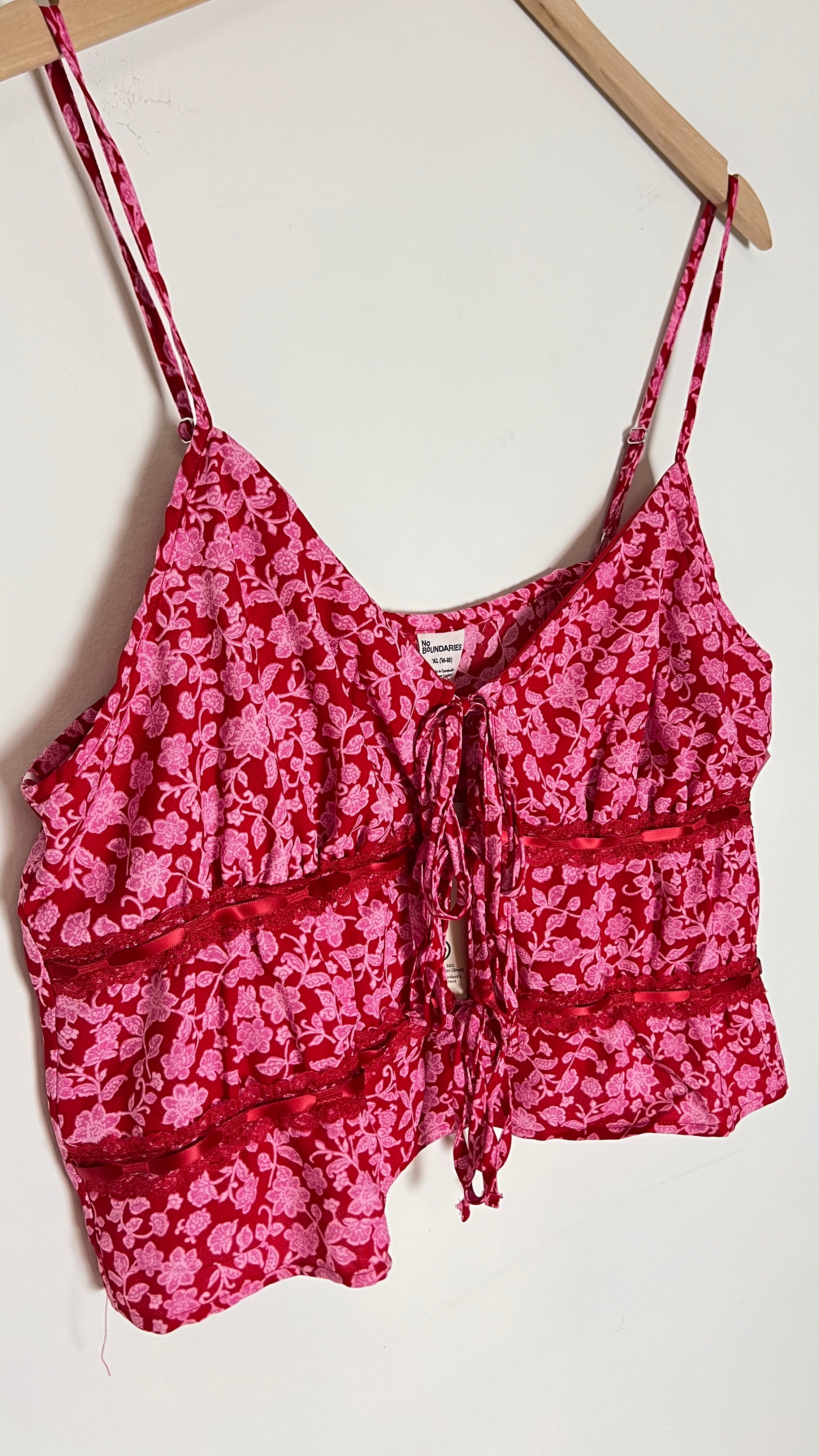 No Boundaries Red Tie Front Lace Tank Top Size XL