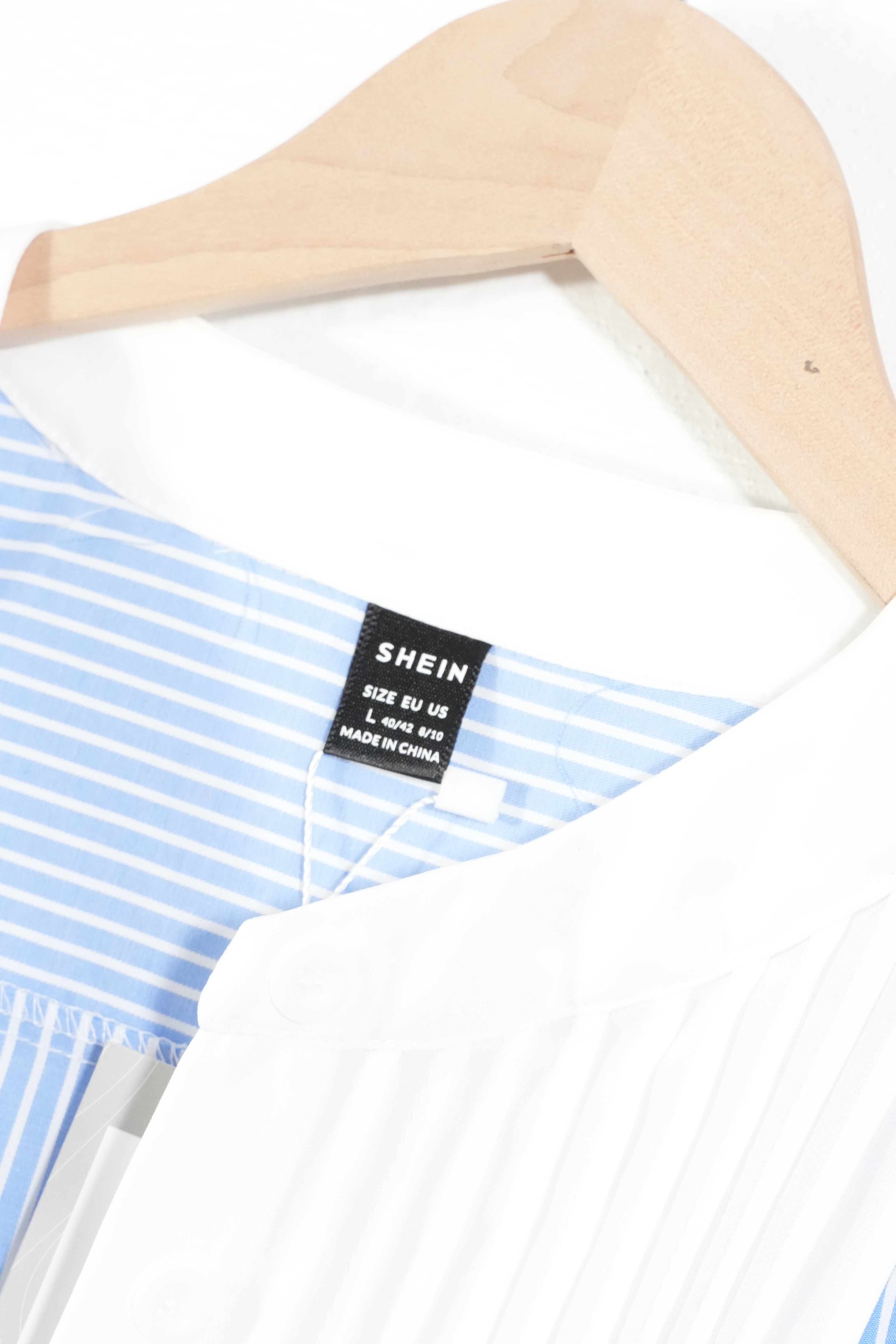 SHEIN Sleeveless Blouse Women Large Blue White Striped Pleated Tuxedo Bib Top