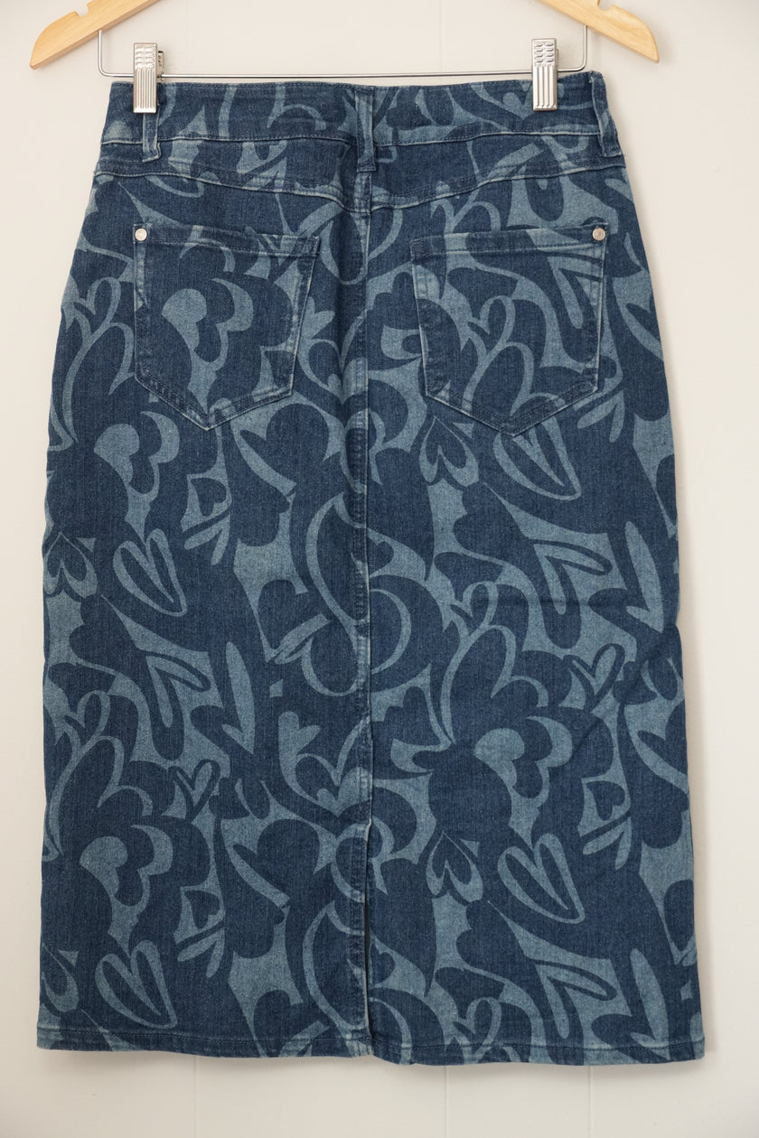 Cato Est. 1946 Denim Midi Skirt Women Size 2 Blue Heart Swirl Print Pencil Skirt