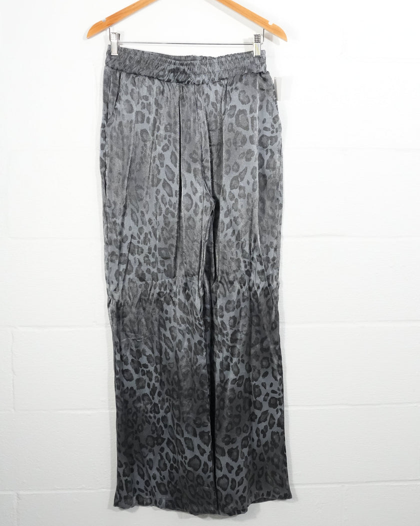 New Roni Wide Leg Pants Women Extra Large Gray Leopard Print Metallic Elastic