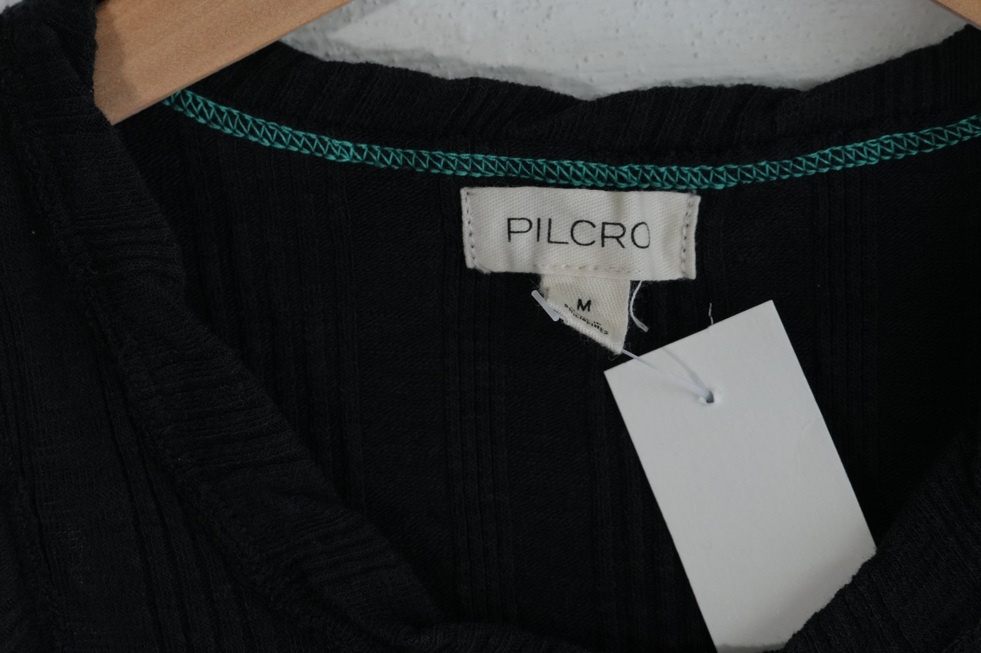 Pilcro Tank Top Women Medium Black Ribbed Knit Racerback Sleeveless Crew Neck