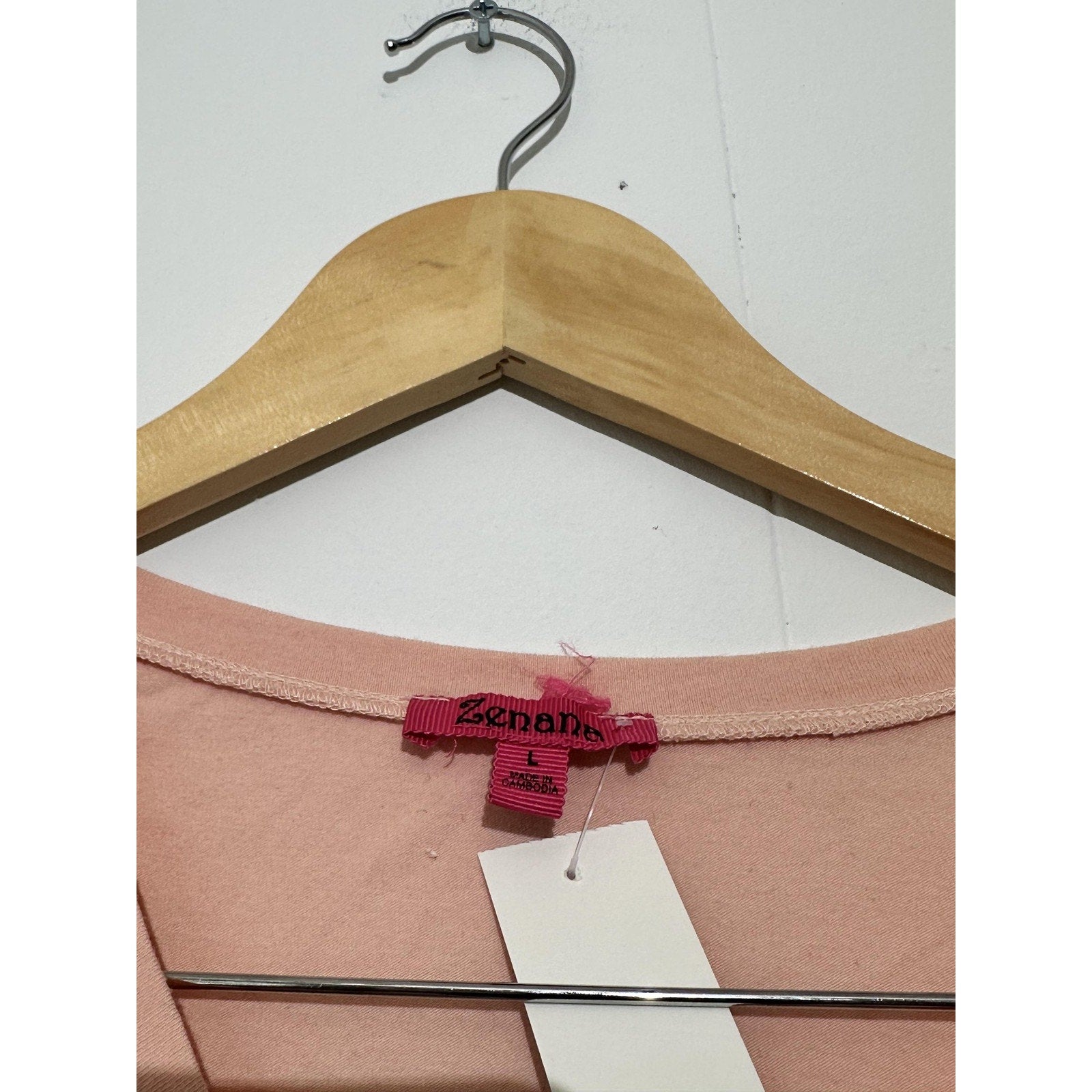 Zenana Shirt Womens Large Pink V Neck Short Sleeve Solid Basic Jersey Tee Top