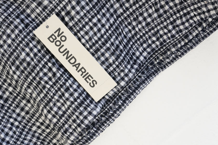 No Boundaries Smocked Cami Top Women Extra Large Navy White Gingham Cropped