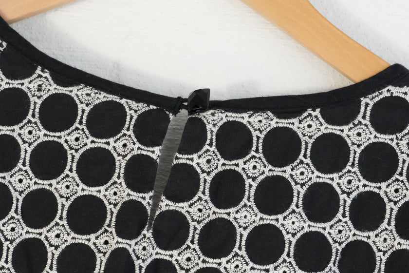 Bizz Princess Shift Mini Dress Women Medium Black White Geometric Embroidered Cotton