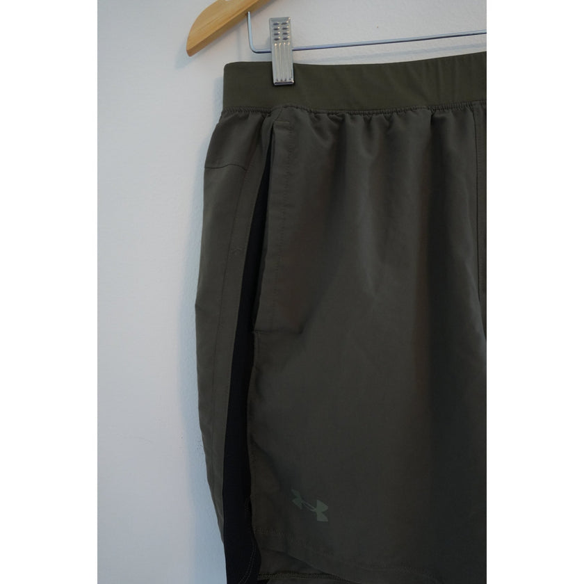 Under Armour Green Shorts Size Large