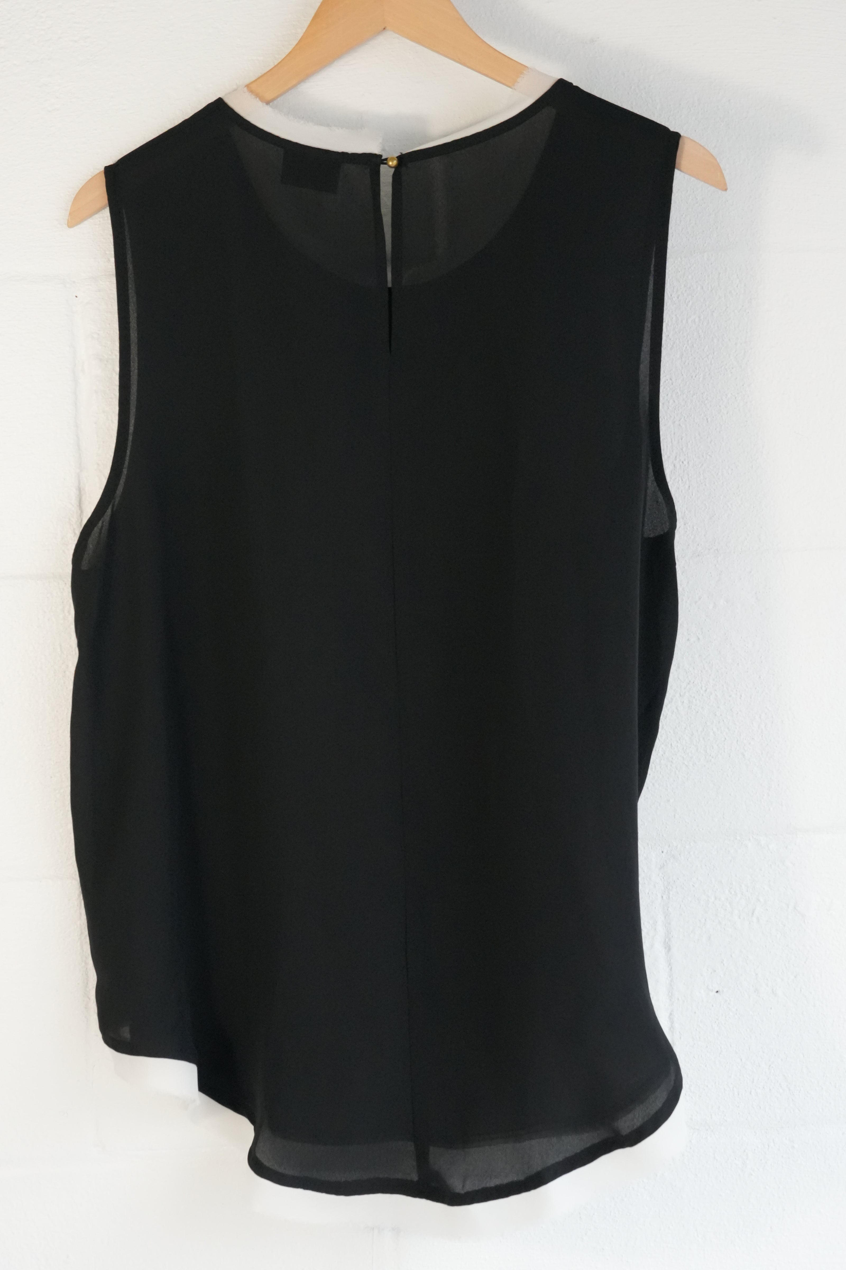 Who What Wear Womens Sleeveless Layered Blouse Black White Medium Keyhole Back