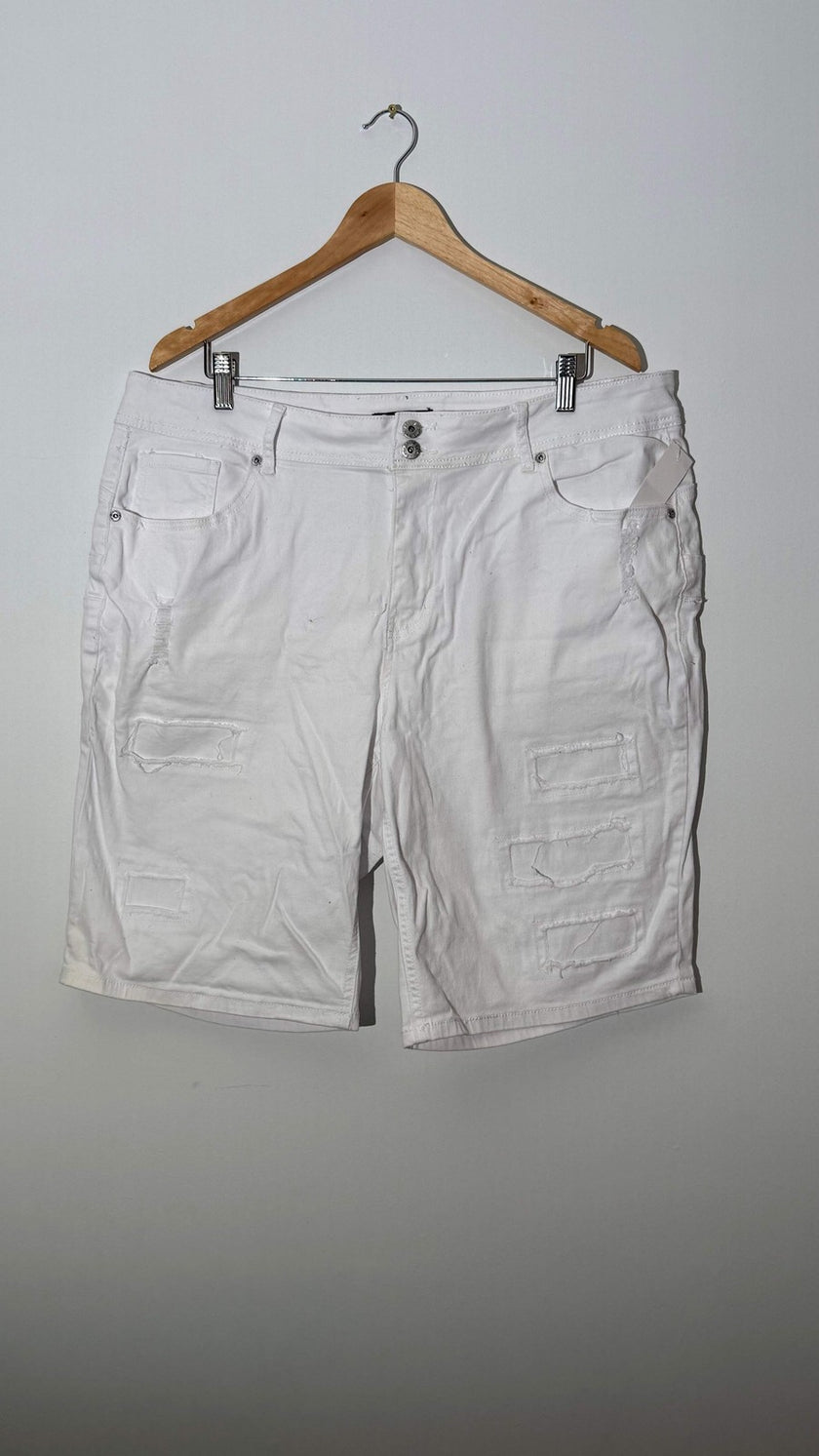 Ashley Stewart White Distressed Denim Bermuda Shorts Size 20