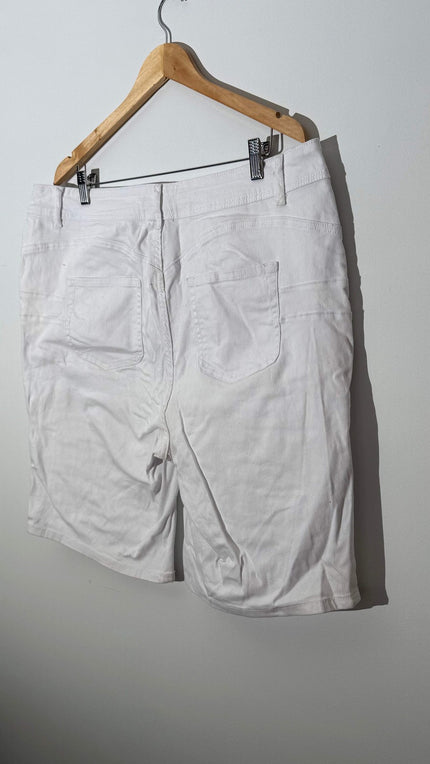 Ashley Stewart White Distressed Denim Bermuda Shorts Size 20