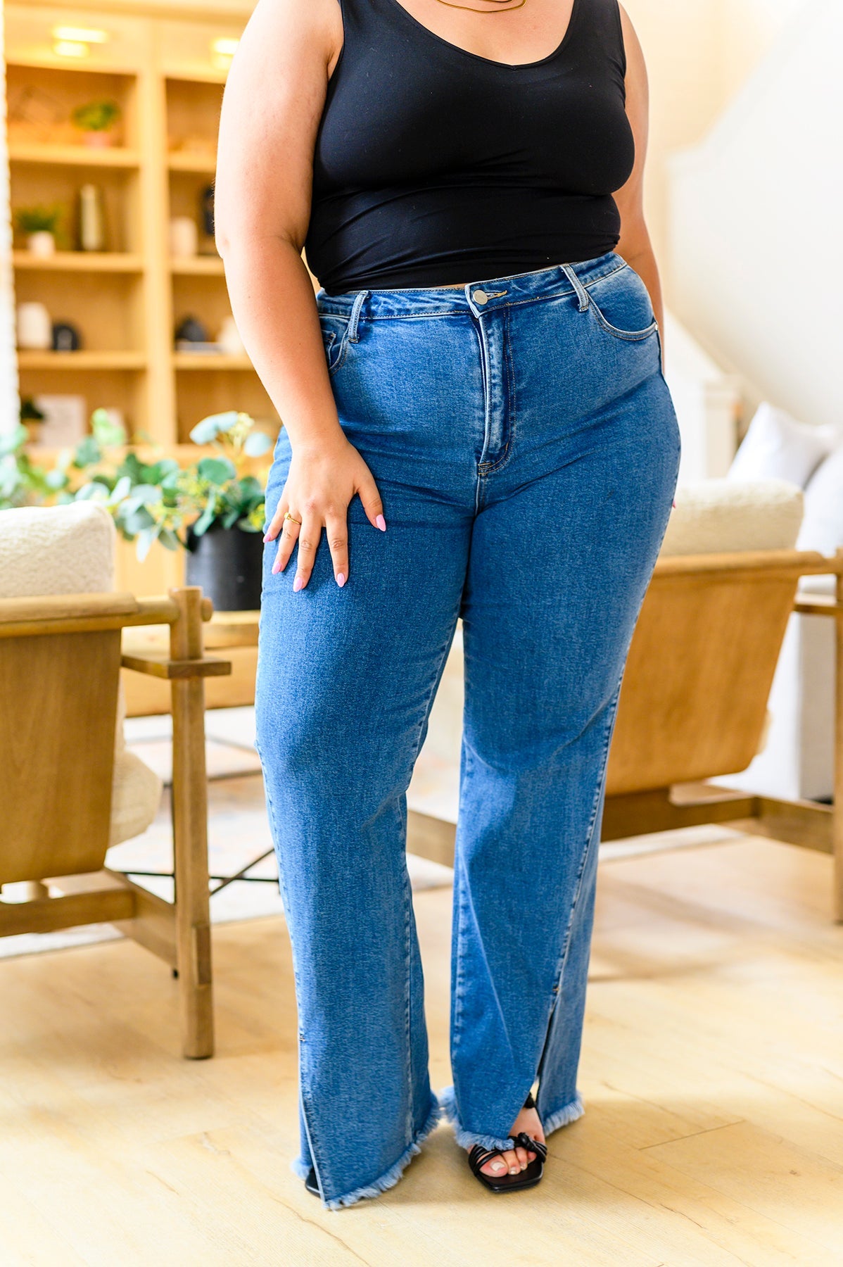 Judy Blue - Caitlin High Rise Split Hem Straight Jeans